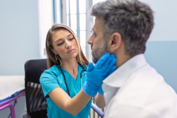 Maxilar blocat: cauze posibile și când este nevoie de consult medical