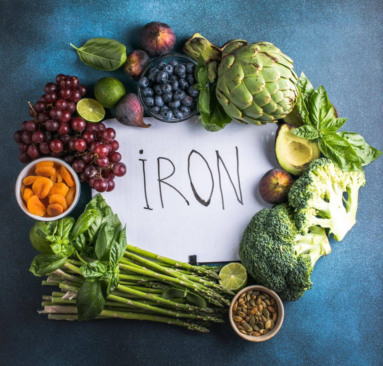 Dieta pentru anemia feriprivă: cum combini alimentele pentru o absorbție mai bună a fierului