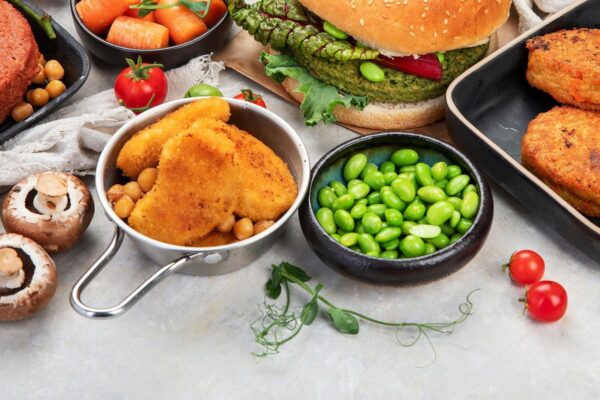 Proteinele vegetale: cum să obții suficientă nutriție fără carne