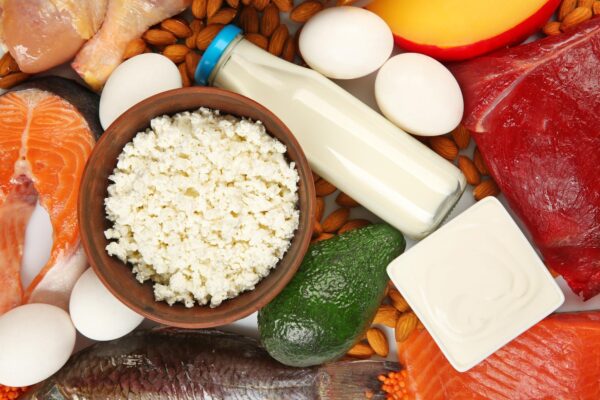 Dieta bogată în calciu: ce mănânci dacă nu consumi suficient lapte și brânzeturi